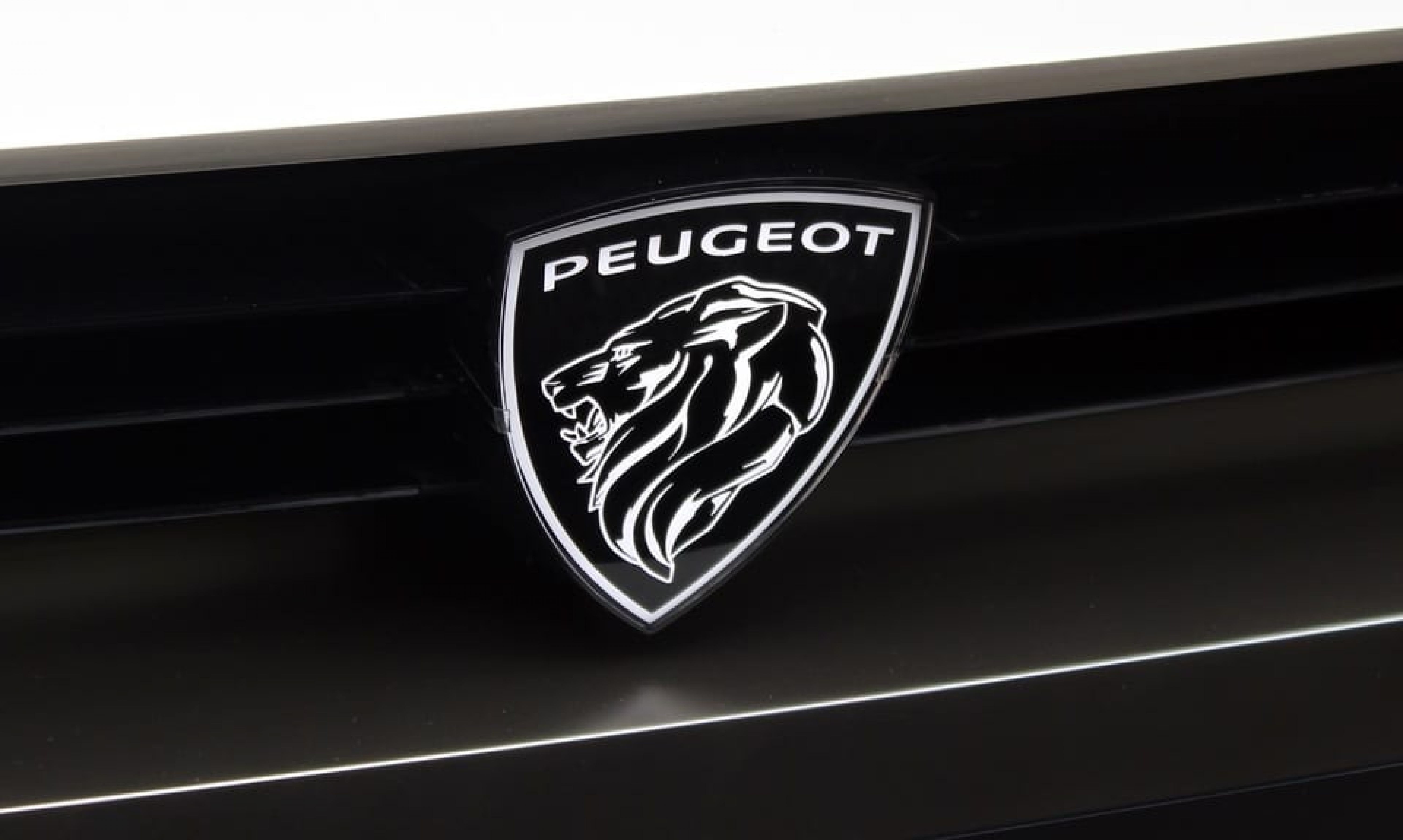 Vers un changement de logo pour Peugeot