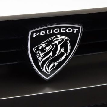 Vers un changement de logo pour Peugeot