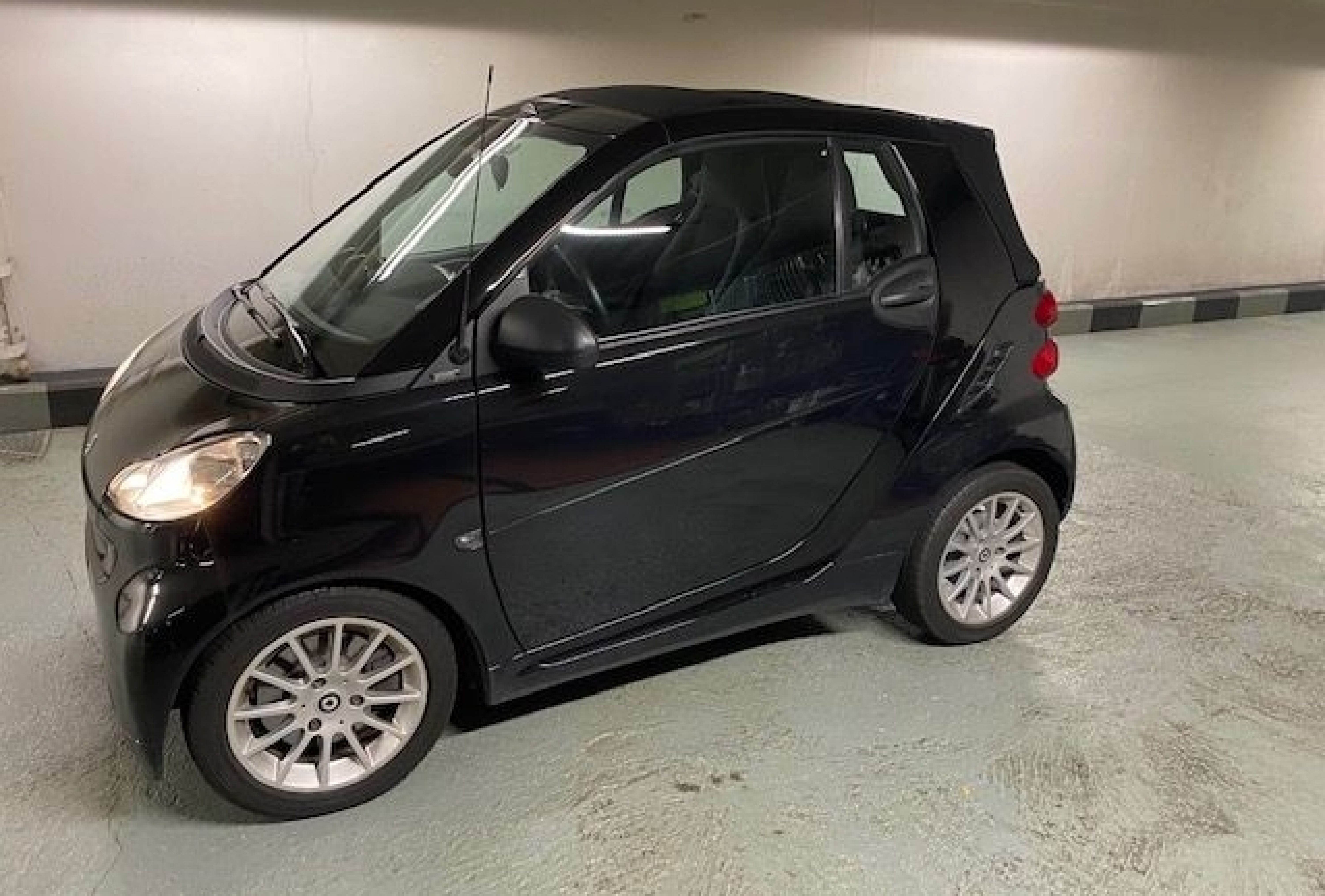 Fortwo cabriolet - Photo 1